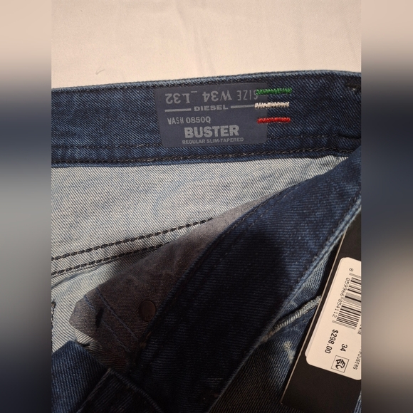 Diesel Industry Men's Relaxed Fit Blue Jeans.size 34 - Picture 6 of 10
